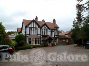 Picture of Oaklands Hotel