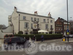 Picture of Kings Arms Hotel