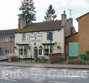 Picture of Raglan Arms