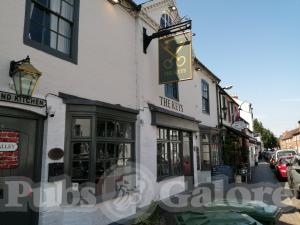 Picture of Keys & Kitchen