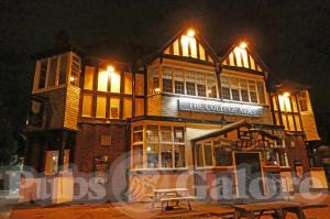Picture of College Arms