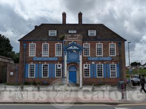 Picture of Blue Gates Hotel