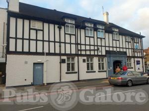 Picture of Saracens Head Hotel