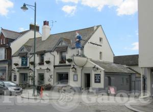 Picture of Crown & Anchor