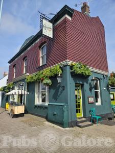 Picture of The Cricketers