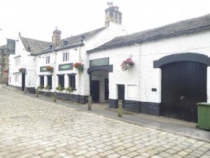 Picture of The Old White Horse