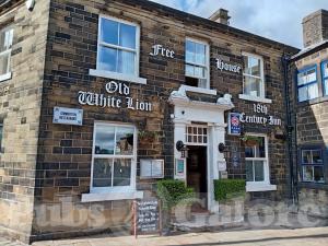Picture of Old White Lion Hotel
