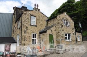 Picture of Puzzle Hall Inn