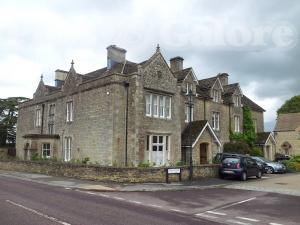 Picture of The Knoll House Hotel