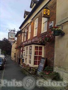 Picture of Saracens Head Hotel