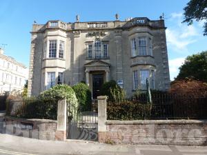 Picture of Polebarn Hotel