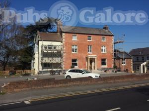 Picture of Chalford House Hotel
