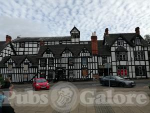 Picture of The Raven Hotel