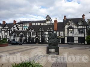 Picture of The Raven Hotel