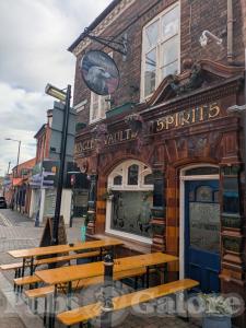 Picture of Eagle Vaults