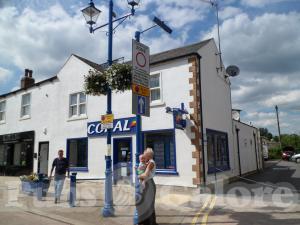 Picture of Coach & Horses