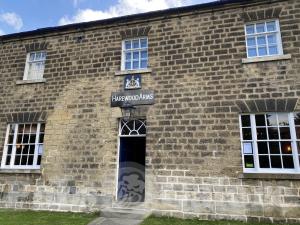 Picture of The Harewood Arms Hotel