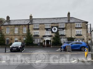 Picture of Black Swan Hotel