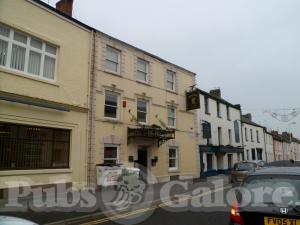 Picture of The Golden Lion Hotel