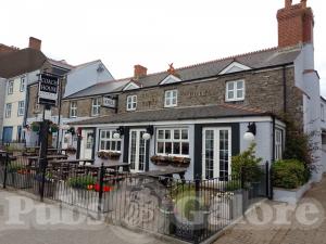 Picture of Coach House Hotel