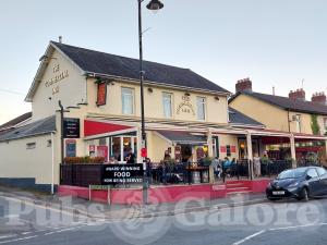 Picture of The Commercial Inn
