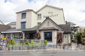 Picture of Beaufort Arms Hotel