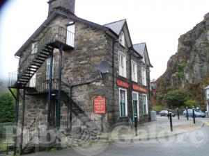 Picture of Commercial Hotel