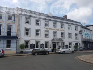 Picture of The Wellington Hotel