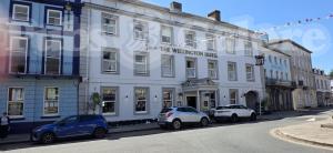 Picture of The Wellington Hotel