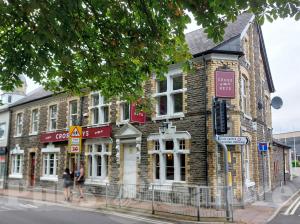 Picture of Cross Keys