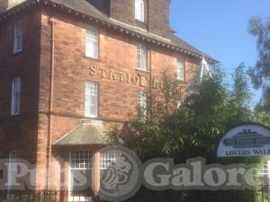 Picture of Station Hotel