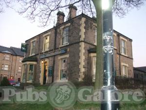 Picture of Beaconsfield Hotel