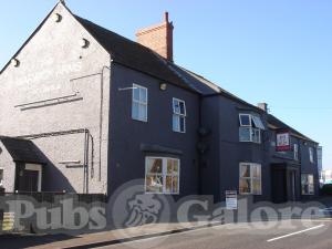 Picture of The Warwick Arms