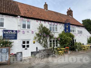 Picture of Rose & Crown