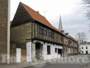 Picture of Tudor Rose Hotel