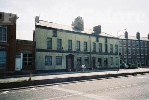 Picture of The Crescent