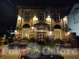 Picture of The Arnold Machin (JD Wetherspoon)