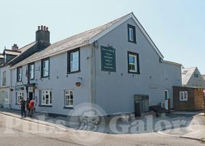 Picture of Prince Of Wales Hotel