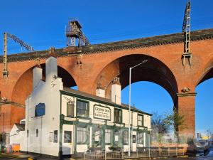 Picture of Crown Inn