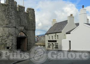 Picture of Glue Pot (Castle Arms Hotel)
