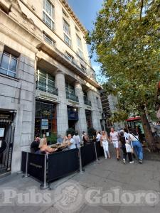 Picture of The Shakespeare's Head (JD Wetherspoon)