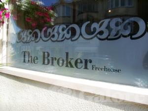 Picture of The Broker