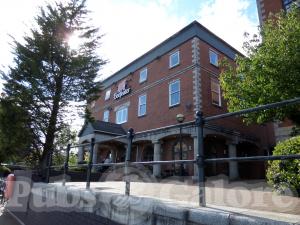 Picture of Beefeater Quay House