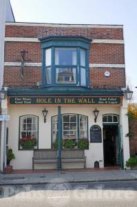 Picture of Hole in the Wall
