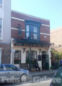 Picture of Hole in the Wall