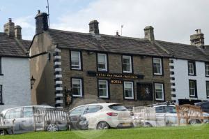 Picture of The Kings Arms Hotel