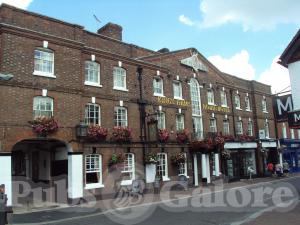 Picture of King's Arms & Royal Hotel