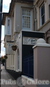 Picture of Stage Door Tap @ The Queen's Royal Hotel