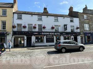 Picture of The Queens Head Hotel