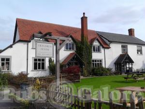 Picture of Hundred House Inn